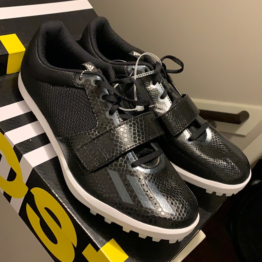 Adidas B37500